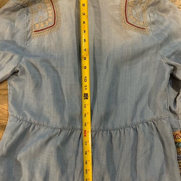 Chicos Sz 1 Medium Coin Embroidered Denim Chambray Jacket Boho - Picture 6 of 8
